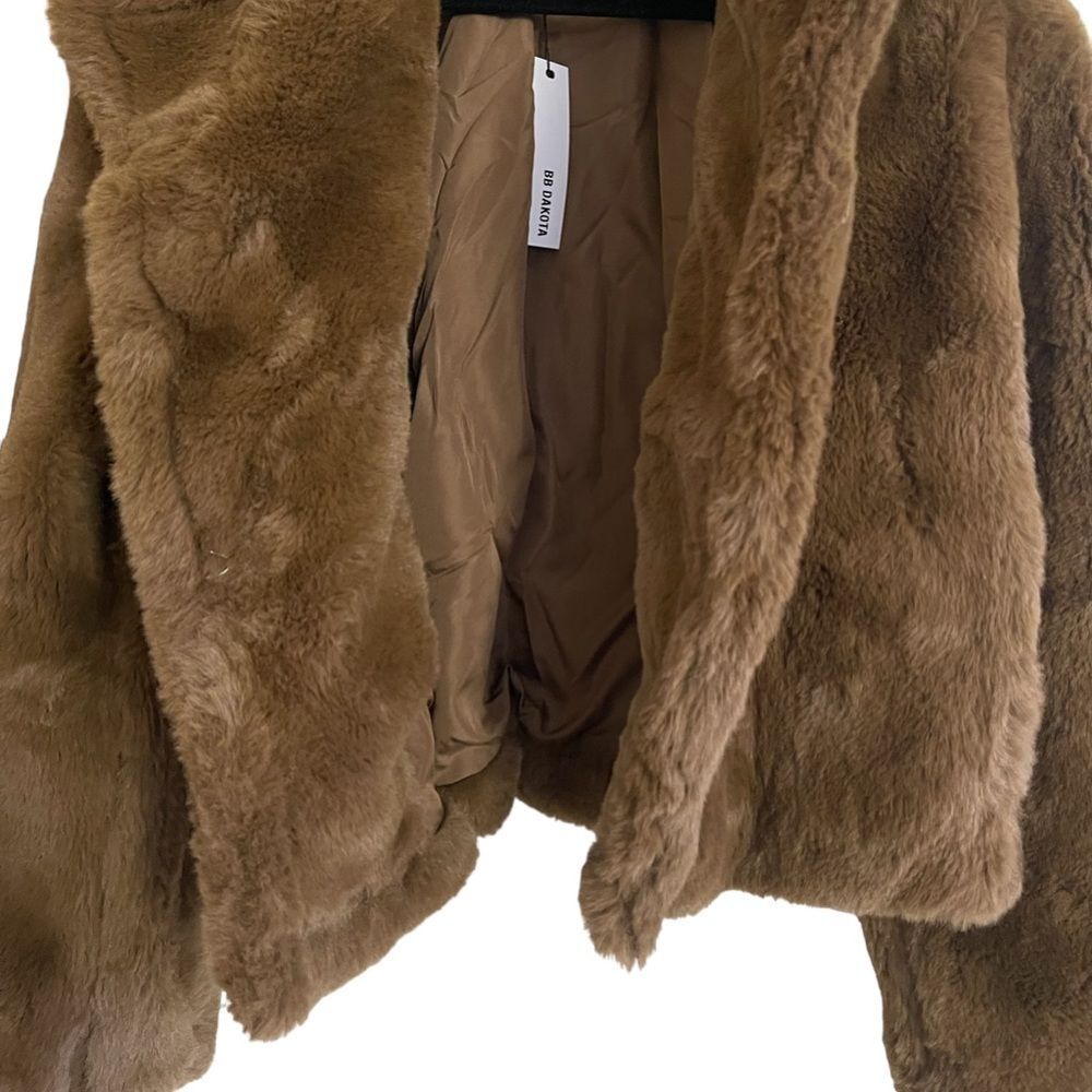 BB Dakota Big Time Plush Jacket - Picture 5 of 11